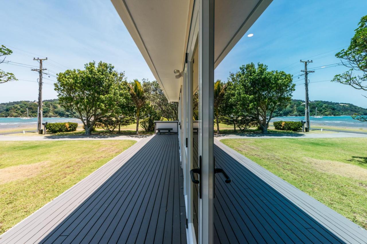 Number Six - Oneroa Holiday Home Bagian luar foto